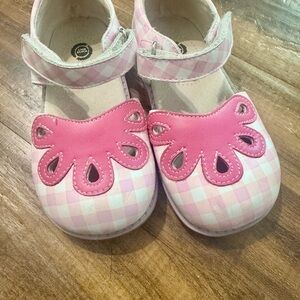 Matilda Jane pink petals